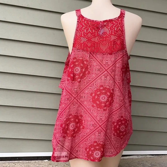 Like new no boundaries red bandanna tank top - Picture 4 of 12